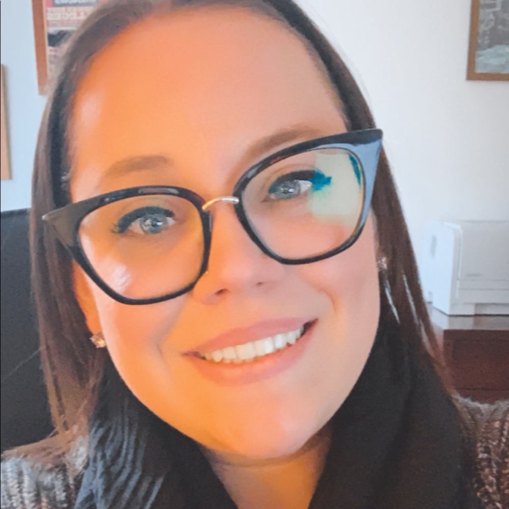 Meet your Posher, Jacqueline